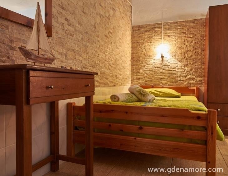 aggelina-house-sykia-sithonia-4-bed-studio-10