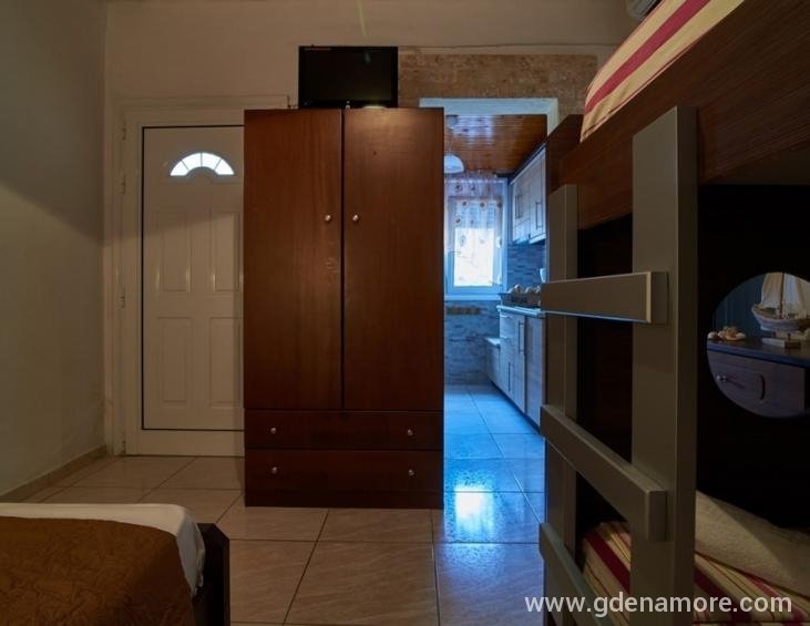 aggelina-house-sykia-sithonia-4-bed-studio-22-14