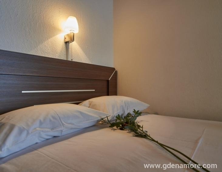 aggelina-house-sykia-sithonia-4-bed-studio-22-17