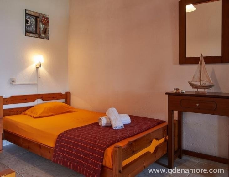 aggelina-house-sykia-sithonia-4-bed-studio-5