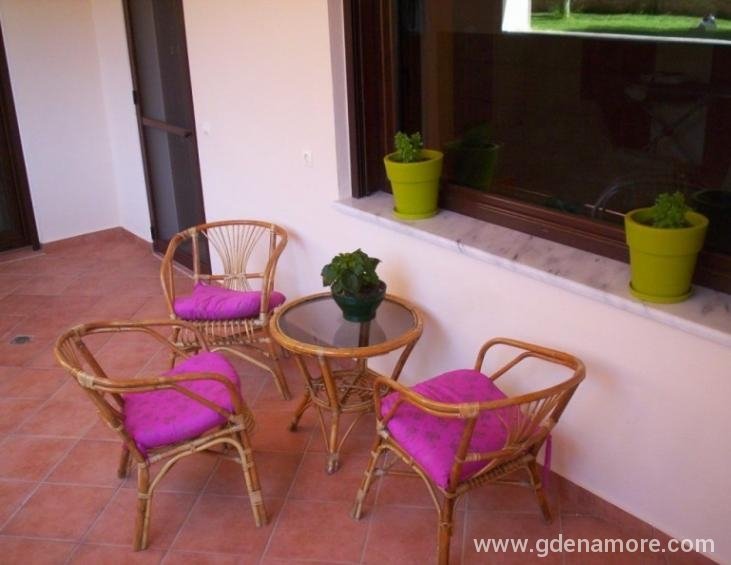 anastasia-house-1-stavros-thessaloniki-4-bed-apart