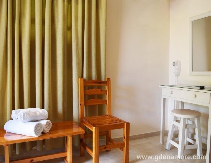 dendrolivano-studios-and-apartmens-minia-kefalonia