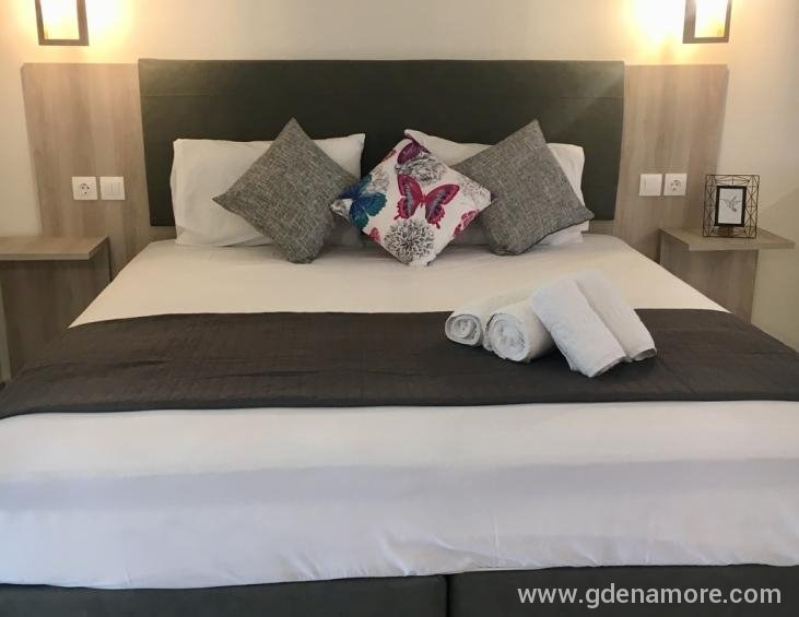 katerina-studios-nea-iraklitsa-kavala-3-bed-studio