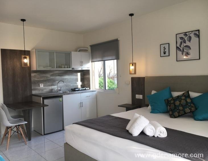 katerina-studios-nea-iraklitsa-kavala-3-bed-studio