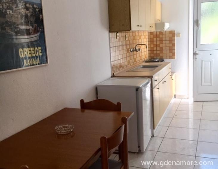 katerina-studios-nea-iraklitsa-kavala-economy-fami