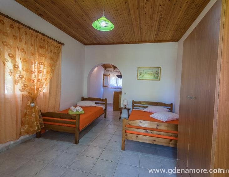 magda-rooms-sykia-sithonia-11