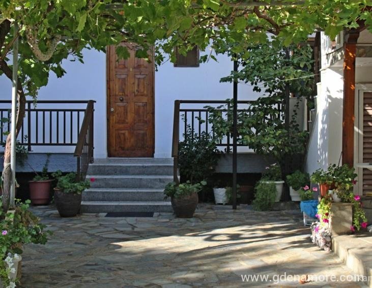magda-rooms-toroni-sithonia-halkidiki-2