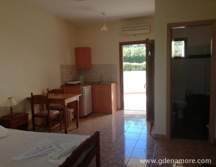 marina-anna-studios-lourdata-kefalonia-10
