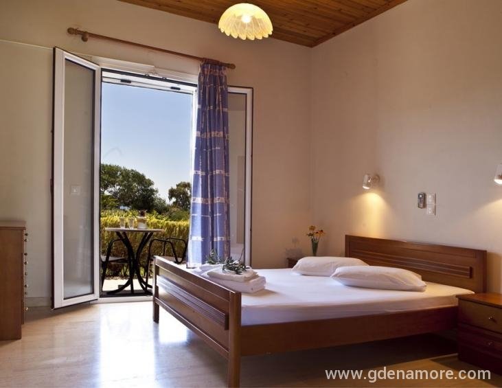 mirtia-studios-argostoli-kefalonia-2