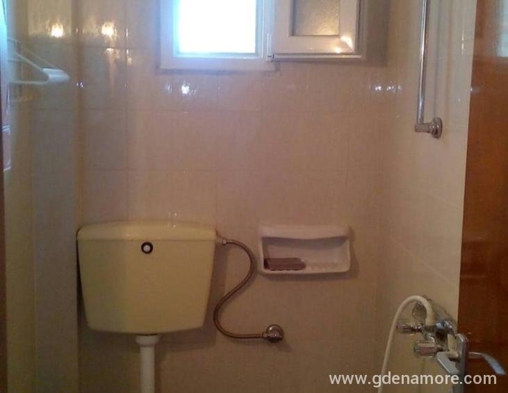 vicky-guest-house-stavros-thessaloniki-4-bed-apart