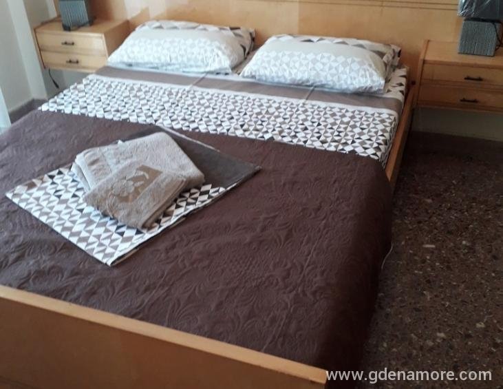 vicky-guest-house-stavros-thessaloniki-4-bed-apart