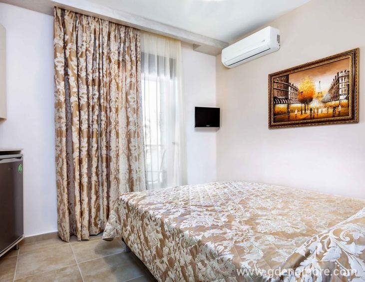 anna-maria-paradise-hotel-pefkohori-kassandra-4-be