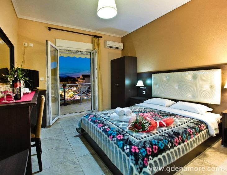 epavli-studios-nea-kallikratia-kassandra-2-bed-roo