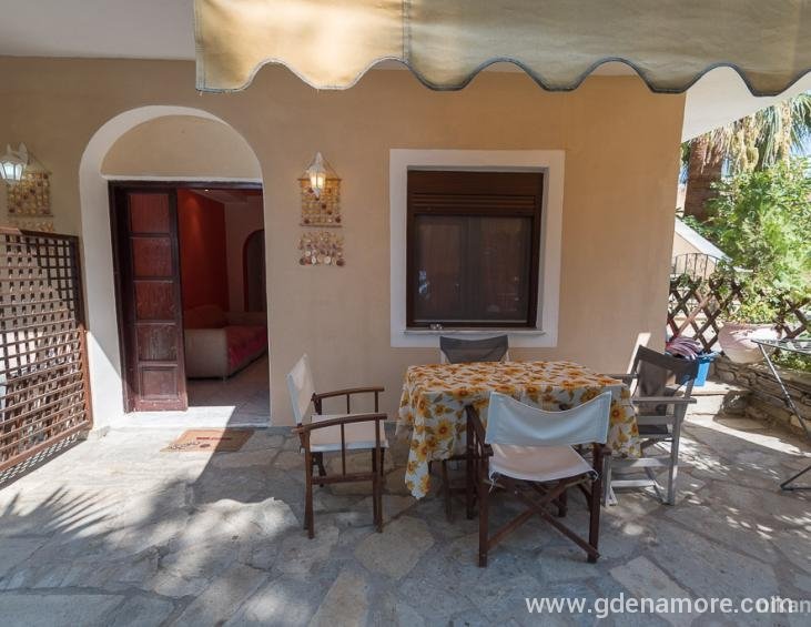 minas-house-nikiti-sithonia-pefkos-apartment-2