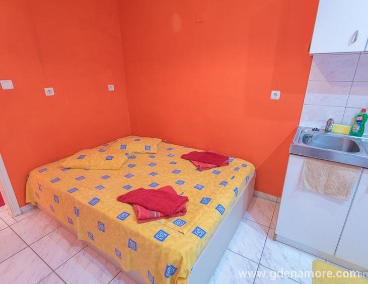 minas-house-nikiti-sithonia-pefkos-apartment-6