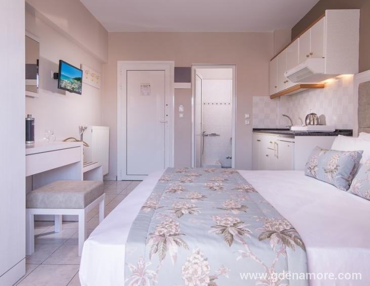 olga-hotel-sarti-sithonia-2-bed-studio-4