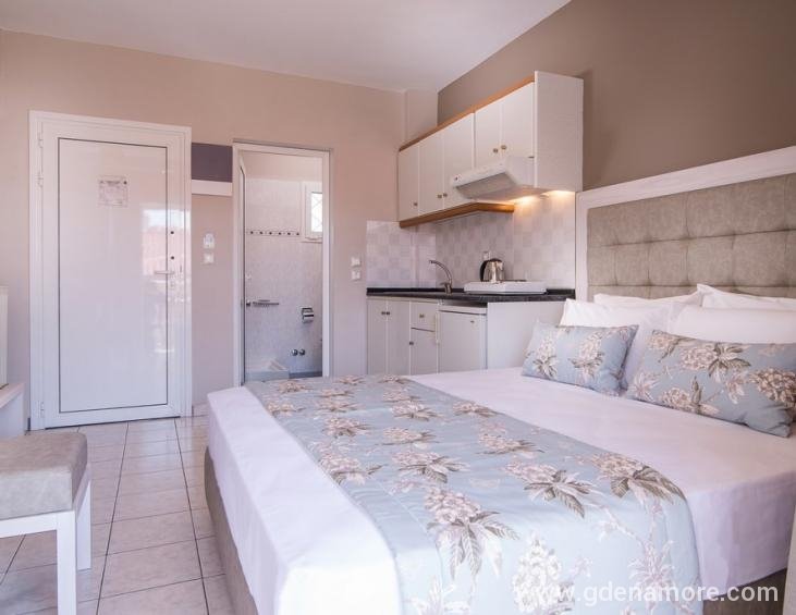 olga-hotel-sarti-sithonia-2-bed-studio-5