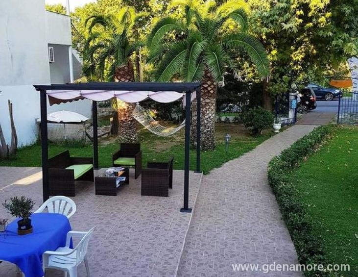 riviera-villa-stavros-thessaloniki-4-bed-studio-ga