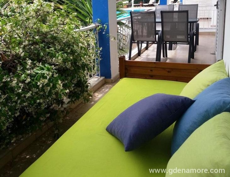 riviera-villa-stavros-thessaloniki-5-bed-apartment