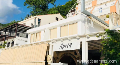 Studio Apartmani, privatni smeštaj u mestu Rafailovići, Crna Gora