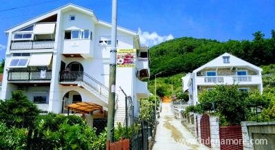 Sárkány apartmanok, Magán szállás a községben Bijela, Montenegró