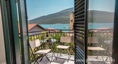 Apartmani Blue Sea - Đenovići, privatni smeštaj u mestu Djenović, Crna Gora