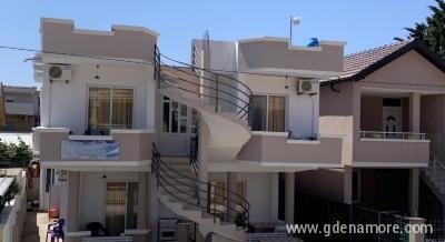 Apartments Titanic, privatni smeštaj u mestu Ulcinj, Crna Gora