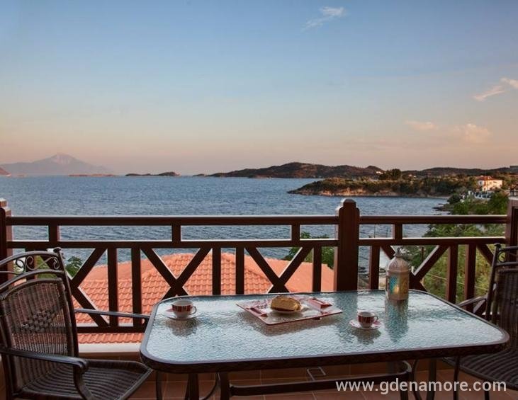 alkyonis-apartments-ammouliani-athos-4