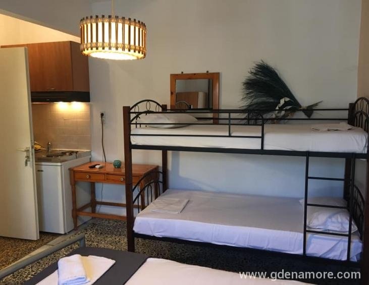 bloom-garden-apartments-ierissos-athos-4