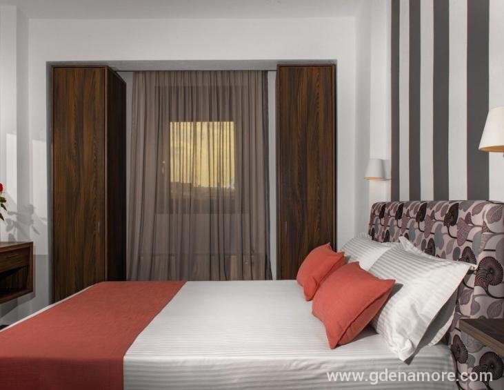 corali-luxury-villas-ierissos-athos-veronia-3