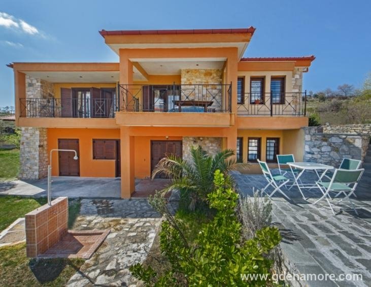 danai-house-nea-roda-athos-1