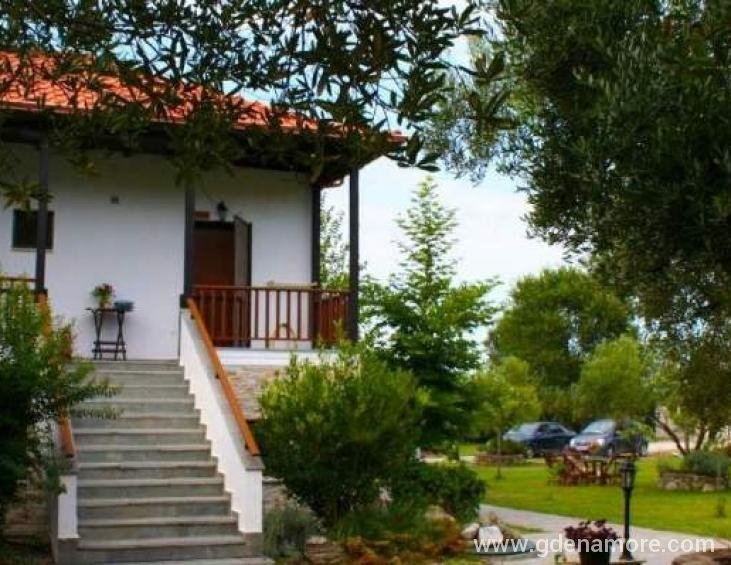 dionysus-apartments-ierissos-athos-18