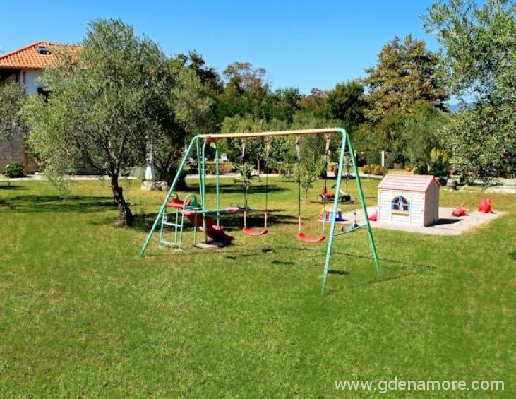 dionysus-apartments-ierissos-athos-20