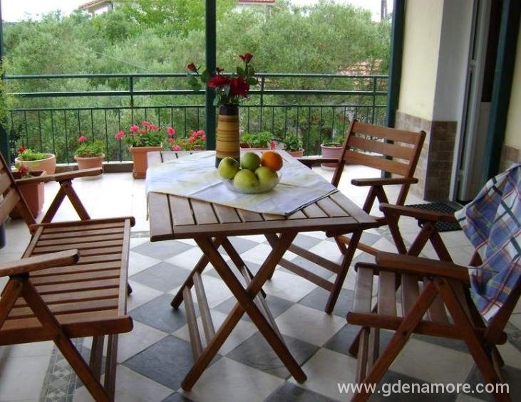 eleftheria-rooms-ammouliani-island-3