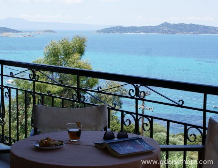 katerina-pansion-ouranopolis-athos-3-bed-studio-se