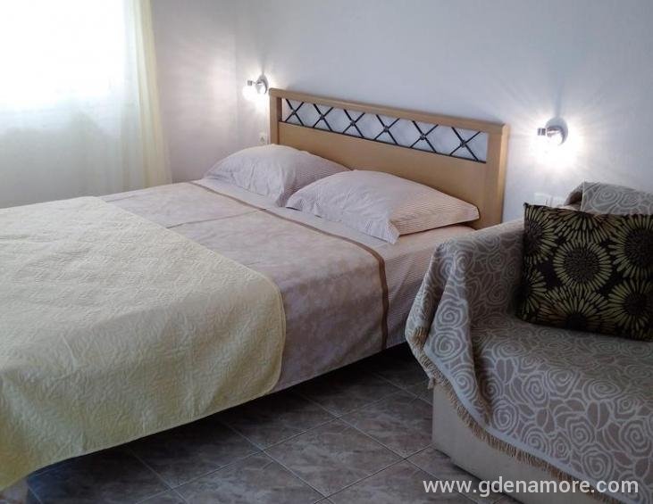 koala-apartments-ierissos-athos-karidia-apartment-