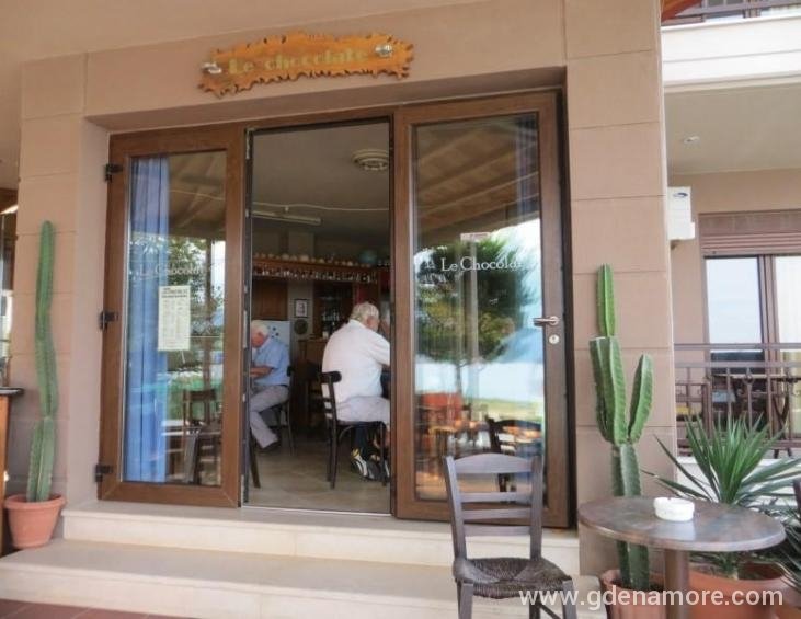 le-chocolate-hotel-paralia-vrasna-thessaloniki-12