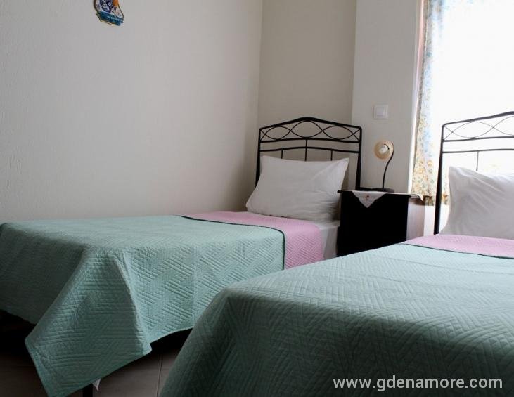 liotrivi-studios-ouranopolis-athos-31