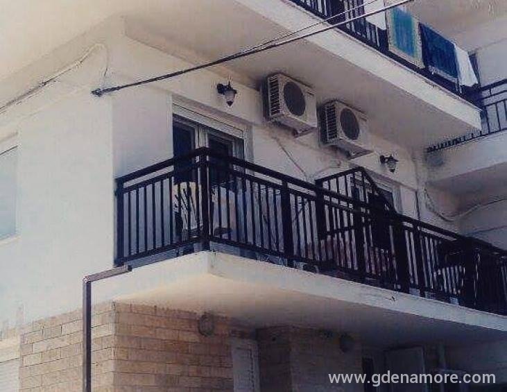 maria-tsakni-rooms-ammouliani-athos-2