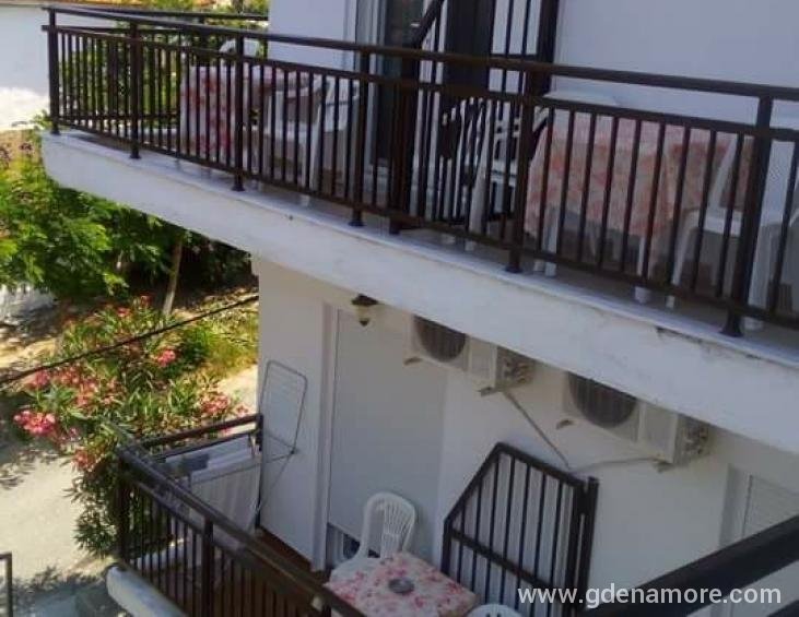 maria-tsakni-rooms-ammouliani-athos-3