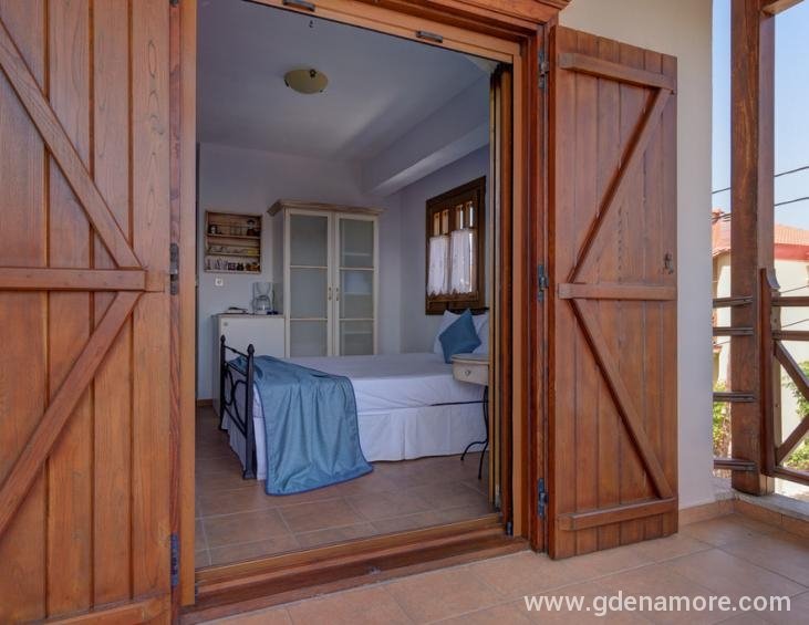 niriides-hotel-ammouliani-athos-9
