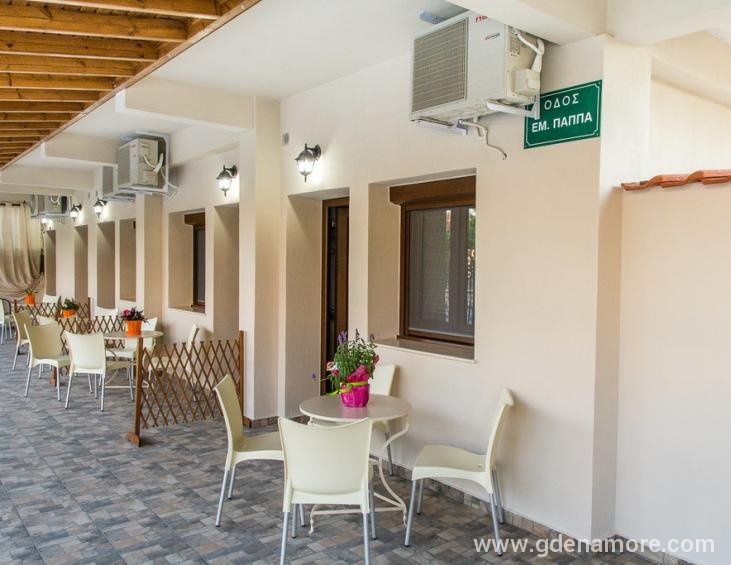 patriko-apartments-ierissos-athos-10