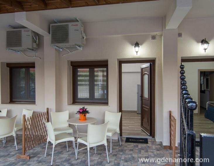 patriko-apartments-ierissos-athos-11
