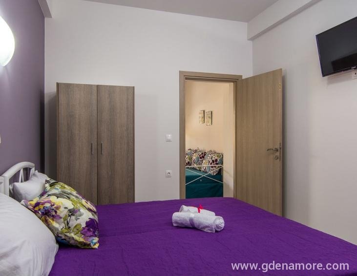 patriko-apartments-ierissos-athos-apartment-elena-
