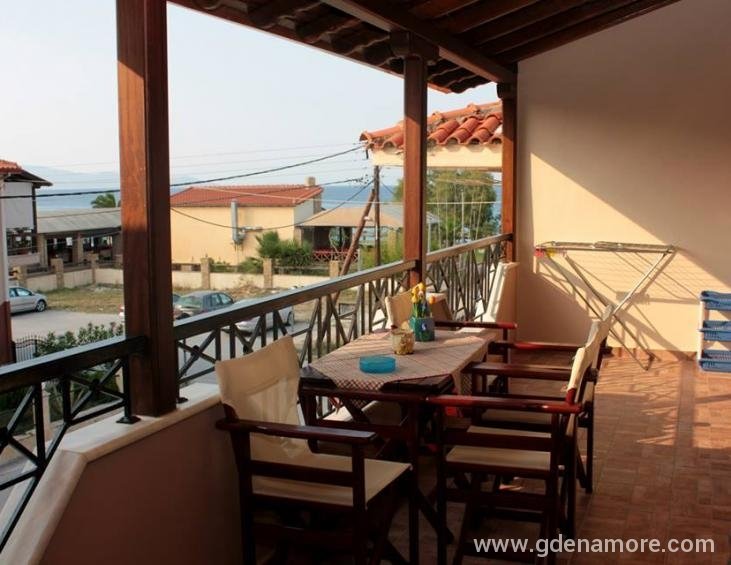 sousanna-apartments-ierissos-athos-10