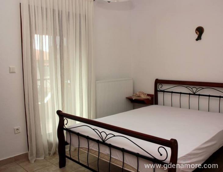 sousanna-apartments-ierissos-athos-24