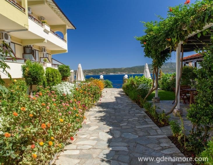 sunrise-hotel-ammouliani-island-3