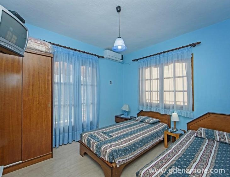 thanos-apartments-ierissos-athos-12