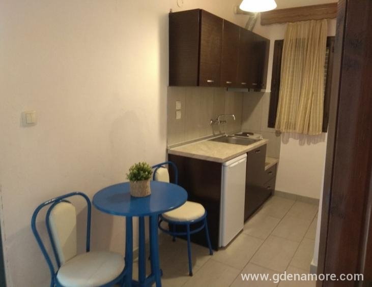 trantas-rooms-skotina-pierias-14-