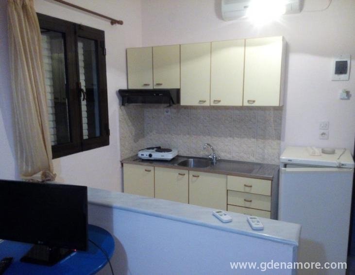 trantas-rooms-skotina-pierias-15-
